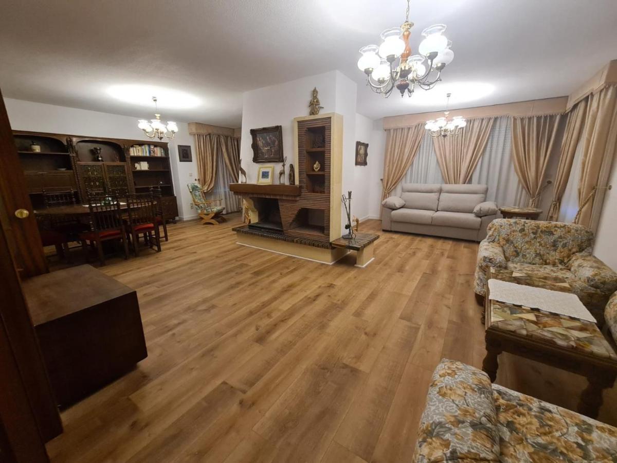 Villa De La Acacia Gojar Zewnętrze zdjęcie