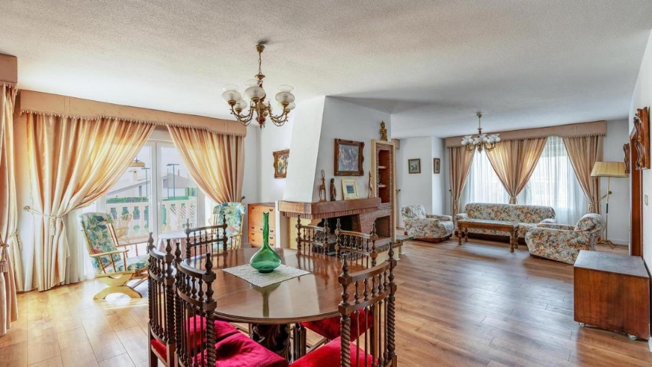 Villa De La Acacia Gojar Zewnętrze zdjęcie