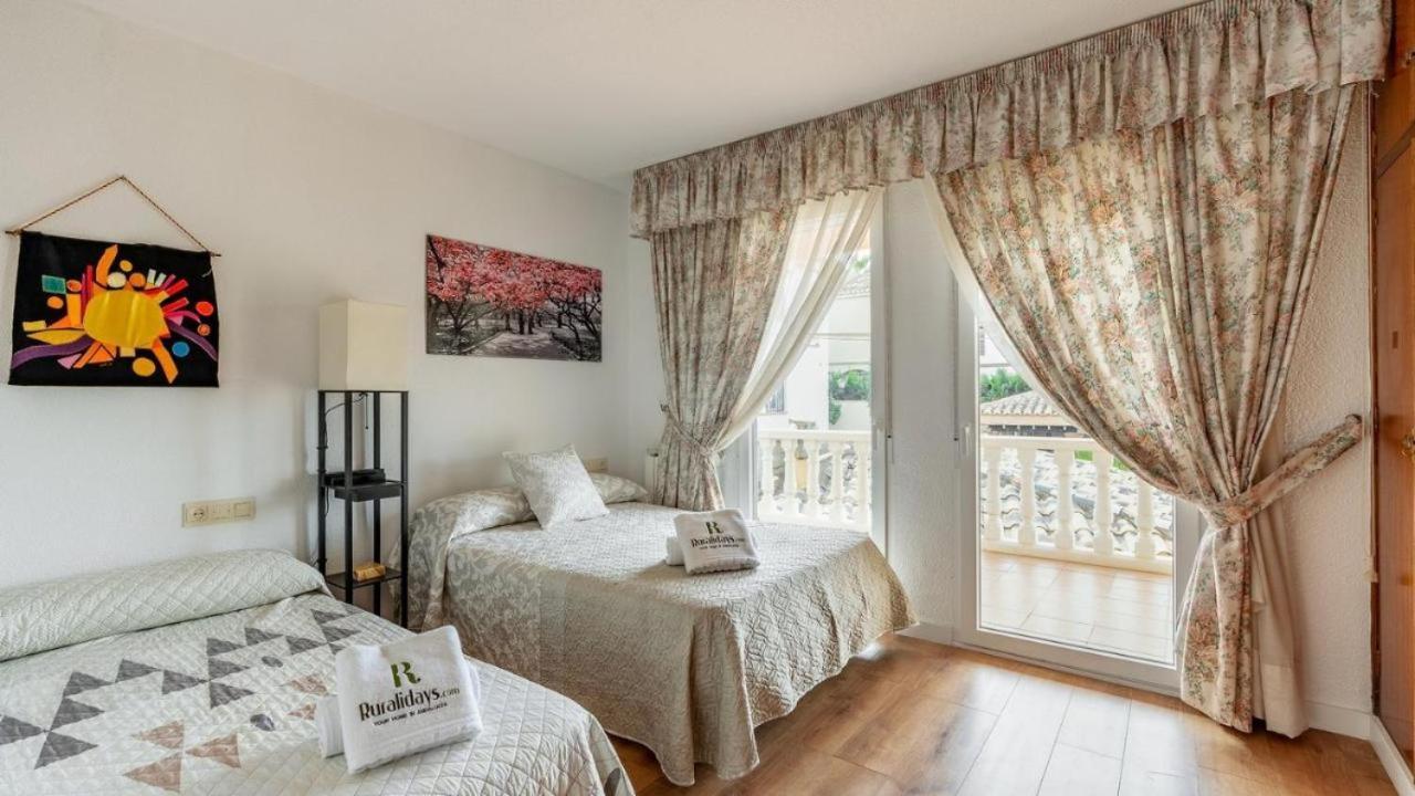 Villa De La Acacia Gojar Zewnętrze zdjęcie